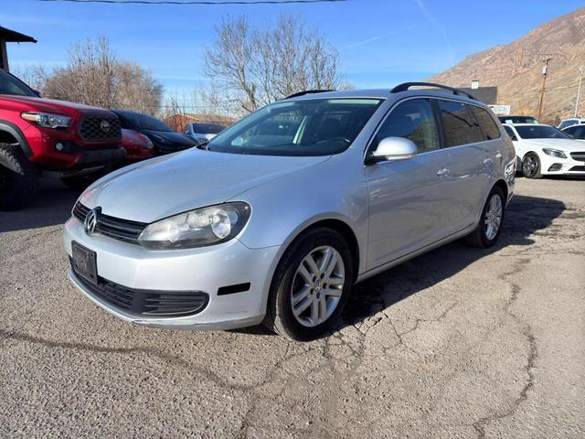 Photo of 2013 Reflex Silver Metallic Volkswagen Jetta SportWagen