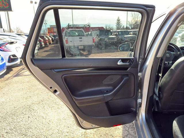 Photo of 2013 Reflex Silver Metallic Volkswagen Jetta SportWagen