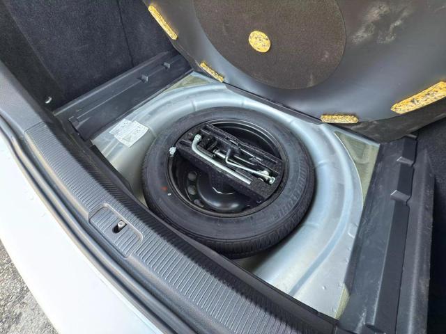 Photo of 2013 Reflex Silver Metallic Volkswagen Jetta SportWagen