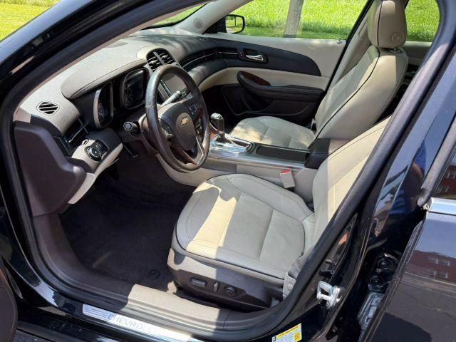 Photo of 2013 Black Chevrolet Malibu