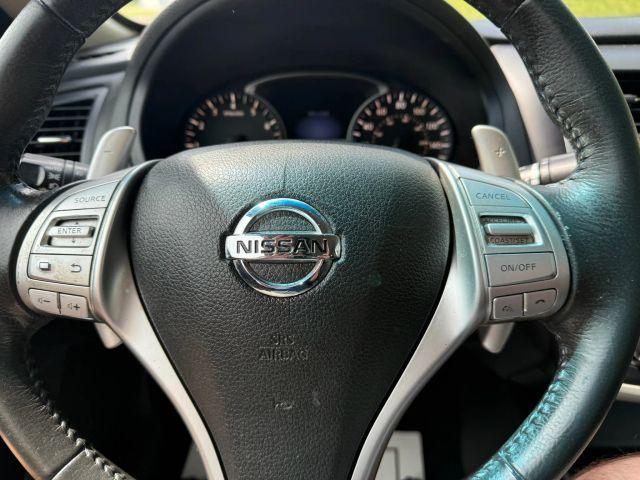 Photo of 2016 Gun Metallic Nissan Altima