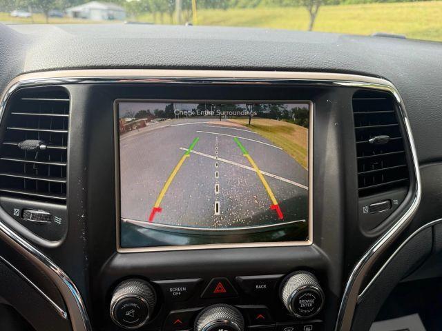 Photo of 2016 Gray Jeep Grand Cherokee