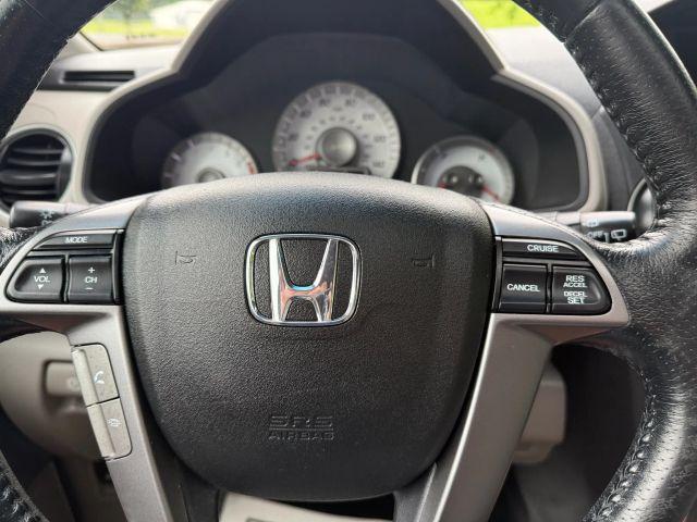 Photo of 2012 Black Honda Pilot