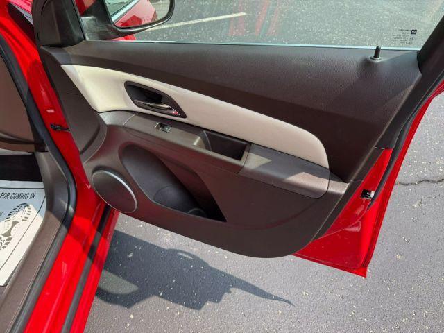 Photo of 2012 Red Chevrolet Cruze