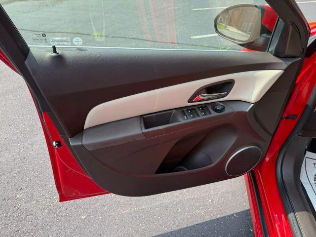 Photo of 2012 Red Chevrolet Cruze