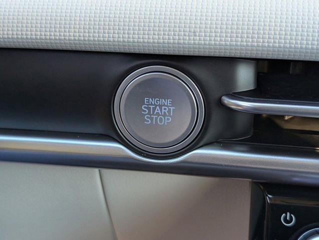 Photo of 2025 Serenity White Pearl Hyundai TUCSON