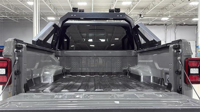 Photo of 2022 Sting-Gray Clearcoat Jeep Gladiator