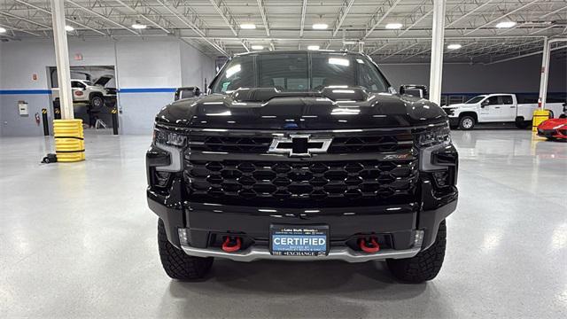 Photo of 2022 Black Chevrolet Silverado 1500