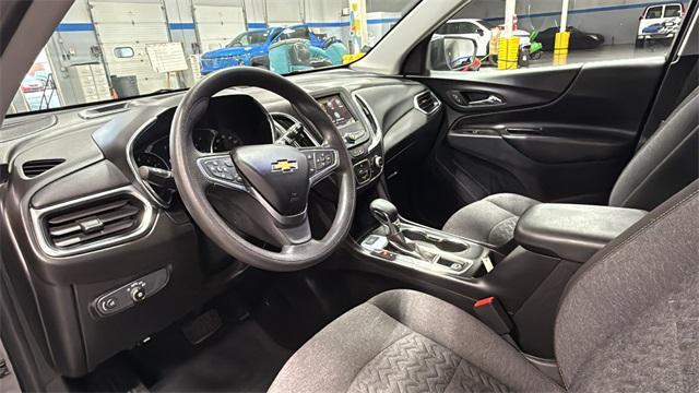 Photo of 2022 Iron Gray Metallic Chevrolet Equinox