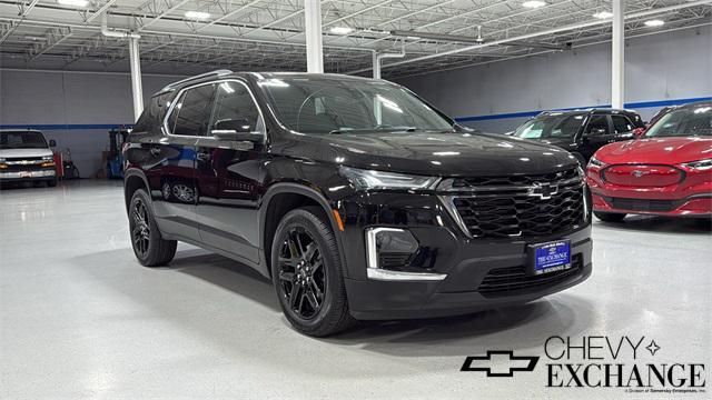 Photo of 2022 Mosaic Black Metallic Chevrolet Traverse