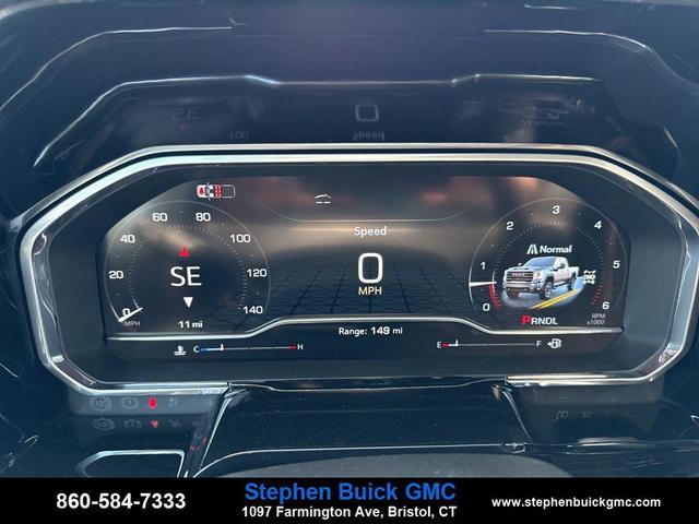 Photo of 2025 Summit White GMC Sierra 2500