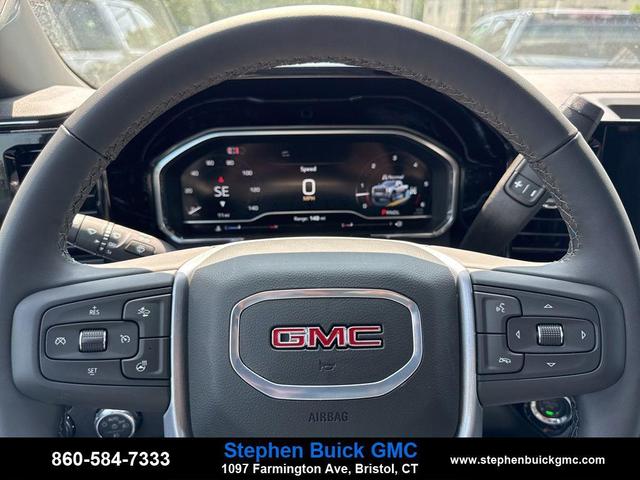 Photo of 2025 Summit White GMC Sierra 2500