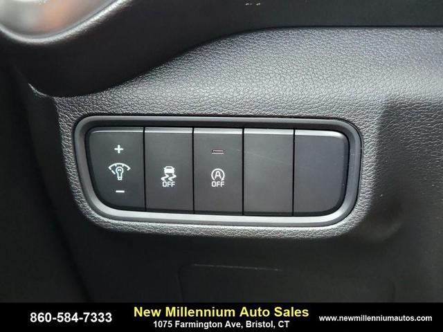 Photo of 2023 Mars Orange Kia Soul