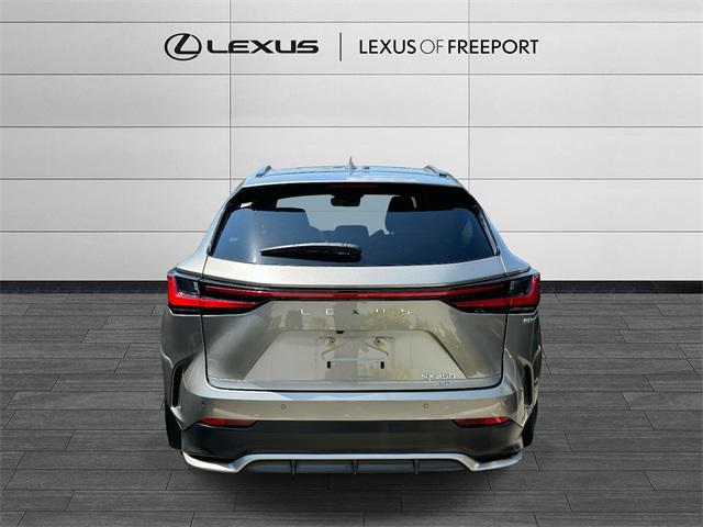 Photo of 2025 Atomic Silver Lexus NX 350