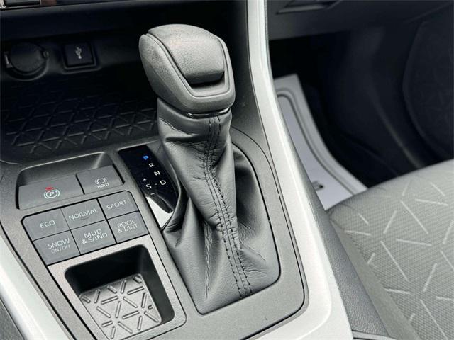 Photo of 2022 White Toyota RAV4