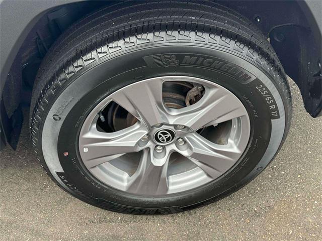 Photo of 2022 White Toyota RAV4