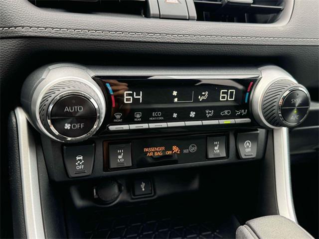 Photo of 2022 White Toyota RAV4