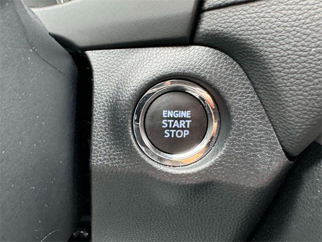 Photo of 2022 White Toyota RAV4
