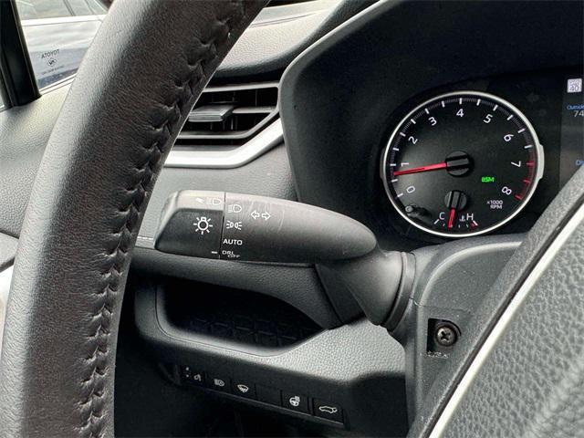 Photo of 2022 White Toyota RAV4