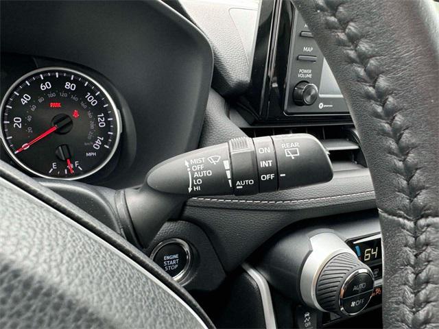 Photo of 2022 White Toyota RAV4