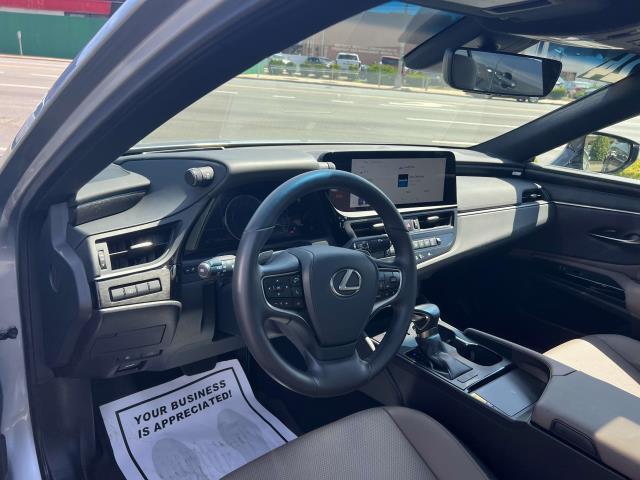 Photo of 2024 Iridium Lexus ES 350