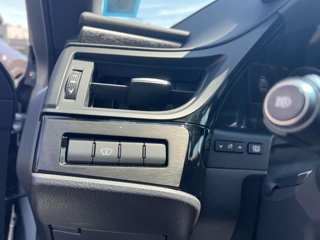 Photo of 2024 Iridium Lexus ES 350