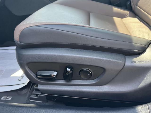 Photo of 2024 Iridium Lexus ES 350