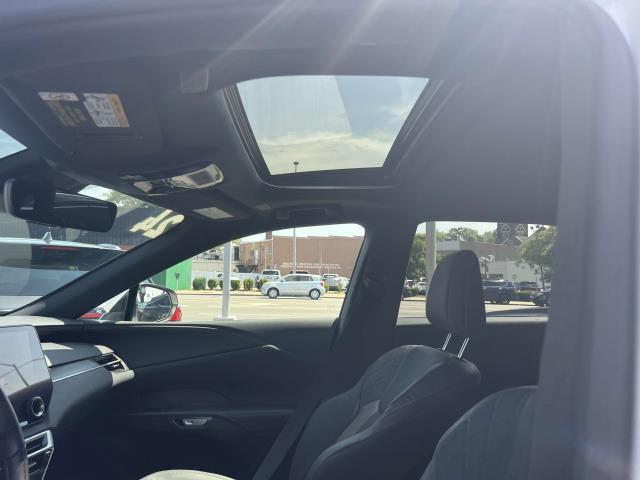 Photo of 2024 Eminent White Pearl Lexus RX 350