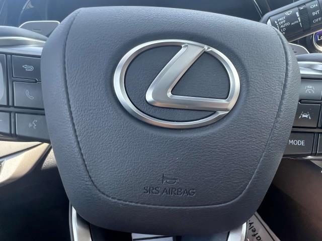 Photo of 2024 Eminent White Pearl Lexus RX 350