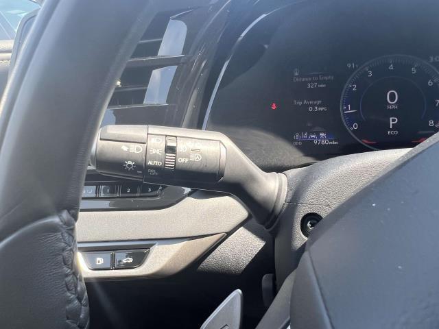 Photo of 2024 Eminent White Pearl Lexus RX 350