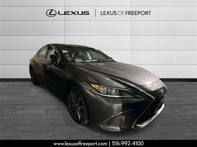 Photo of 2021 Nebula Gray Pearl Lexus ES 350