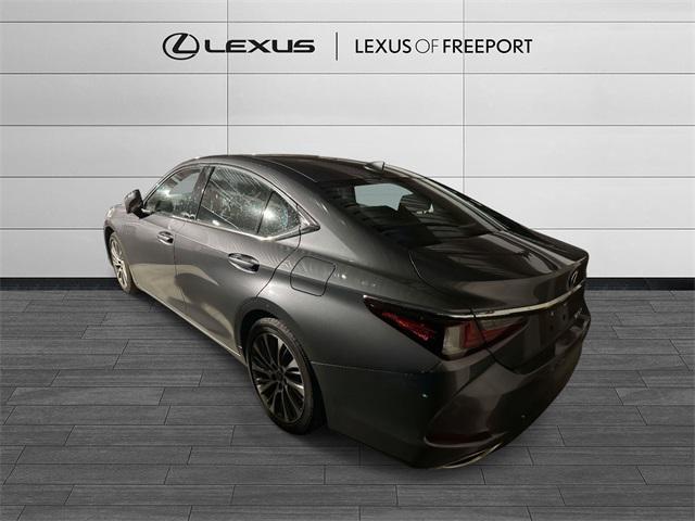 Photo of 2021 Nebula Gray Pearl Lexus ES 350