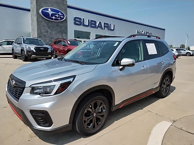 Photo of 2021 Ice Silver Subaru Forester