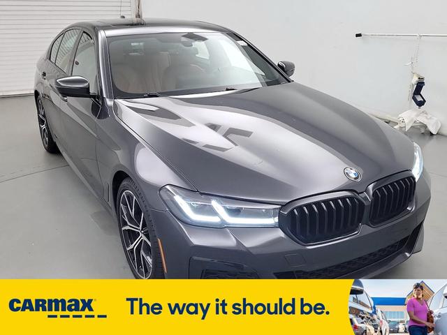 2022 BMW 530