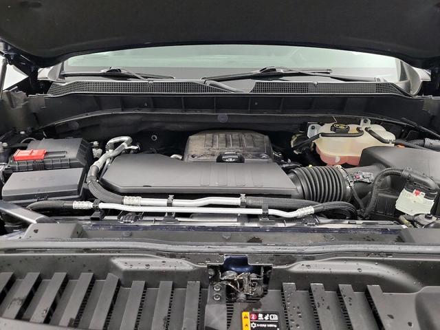 Photo of 2022 Blue Chevrolet Silverado 1500