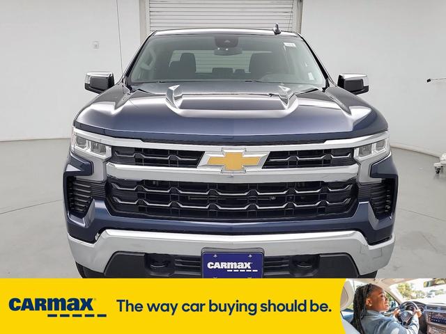 Photo of 2022 Blue Chevrolet Silverado 1500
