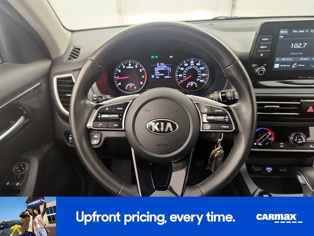 Photo of 2021 Blue Kia Seltos