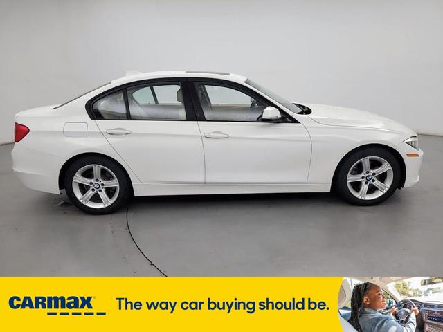 Photo of 2014 White BMW 320