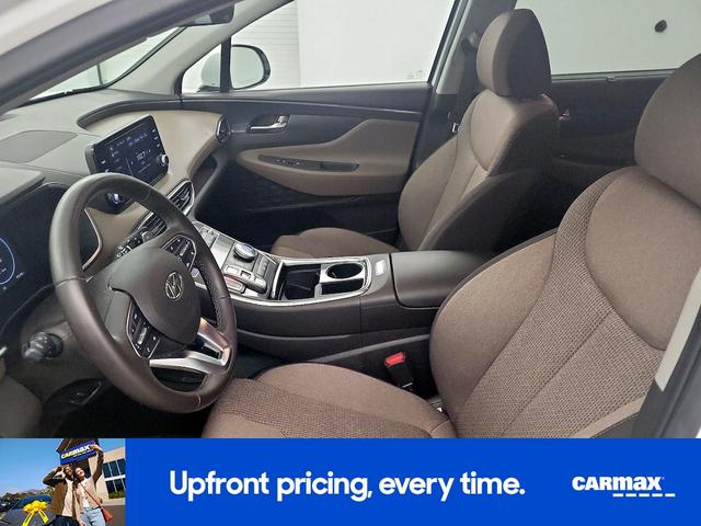 Photo of 2022 White Hyundai Santa Fe Plug-In Hybrid