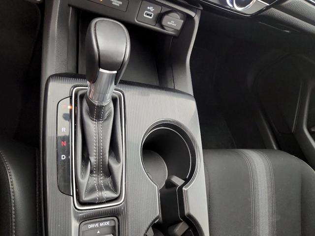 Photo of 2022 Silver Honda Civic