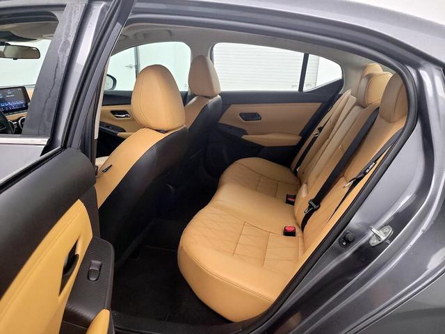 Photo of 2024 Gray Nissan Sentra