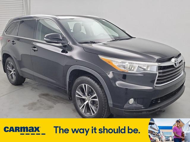 2016 Toyota Highlander