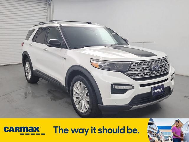 Photo of 2020 White Ford Explorer