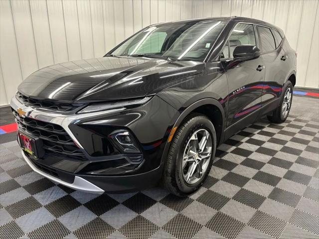 Photo of 2025 Black Chevrolet Blazer