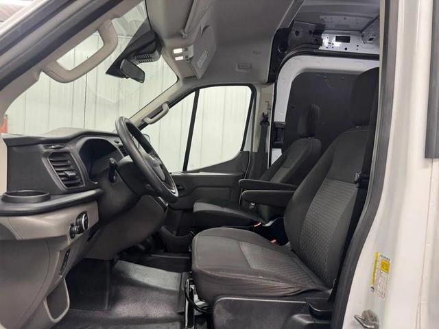 Photo of 2021 Oxford White Ford Transit-150