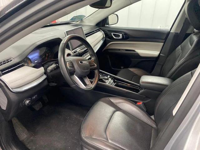 Photo of 2022 Billet Silver Metallic Clearcoat Jeep Compass