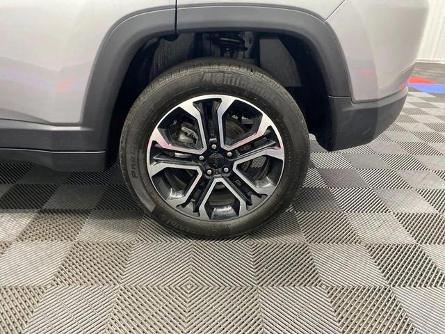 Photo of 2022 Billet Silver Metallic Clearcoat Jeep Compass