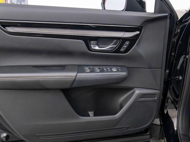 Photo of 2026 Crystal Black Pearl Honda CR-V Hybrid