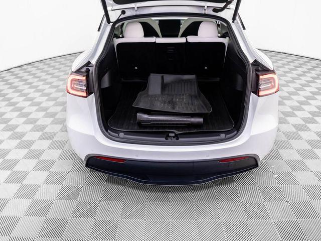 Photo of 2021 Pearl White Multi-Coat Tesla Model Y