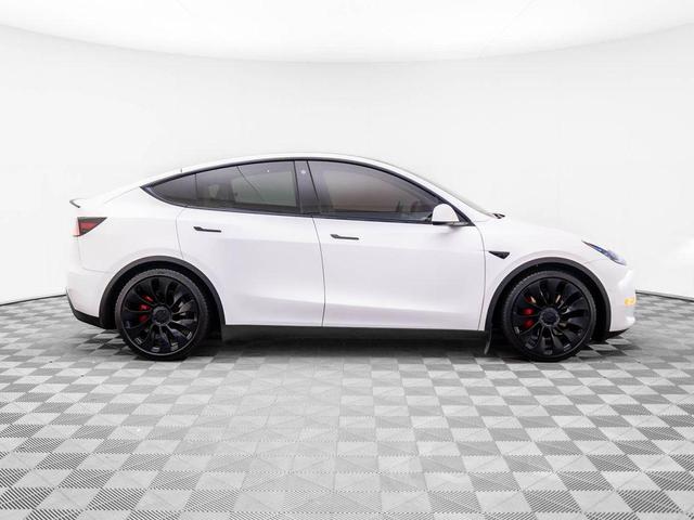 Photo of 2021 Pearl White Multi-Coat Tesla Model Y